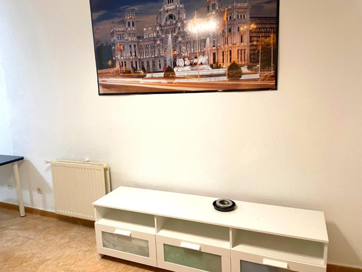 Sol Montera & Parking Tph Bed and Breakfast Madrid Buitenkant foto