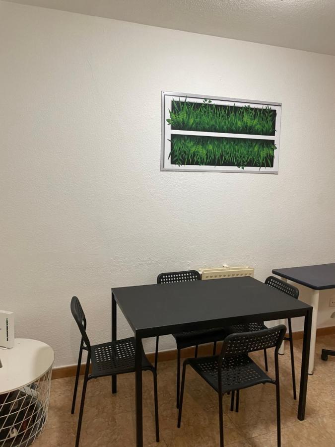 Sol Montera & Parking Tph Bed and Breakfast Madrid Buitenkant foto